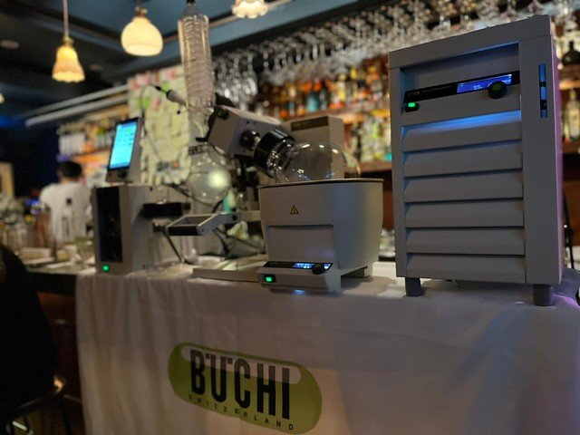 52155049989_cccf6aa867_z máy buchi R300