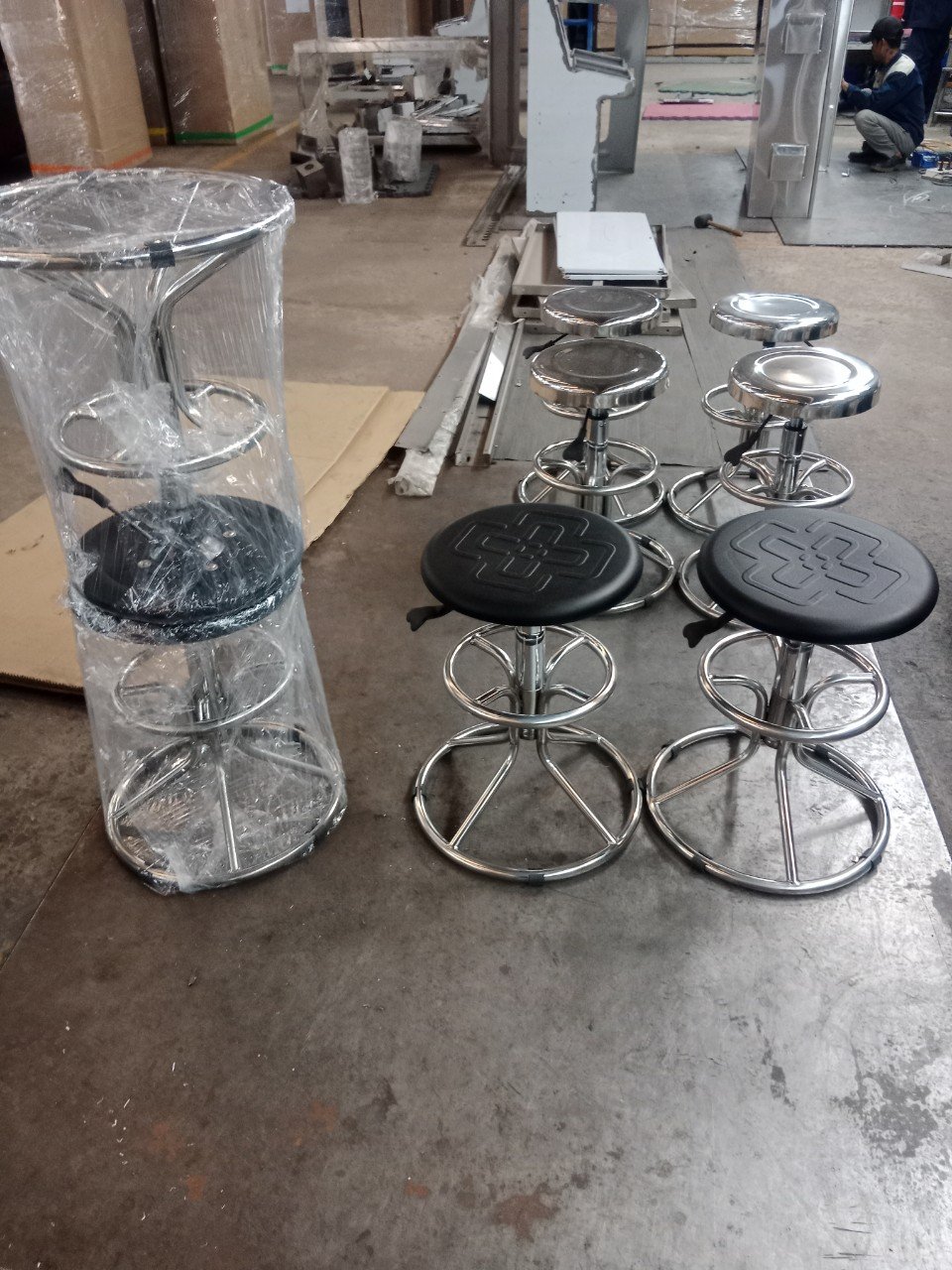 GHẾ THÍ NGHIỆM INOX MẶT NHỰA CHỐNG TĨNH ĐIỆN